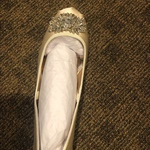 Size 8 ballet flat